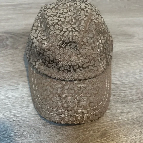 Women’s Coach Brown Patterned Baseball Cap - Picture 1 of 3